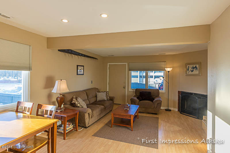 4027 E 20th Avenue, Anchorage, AK 99508