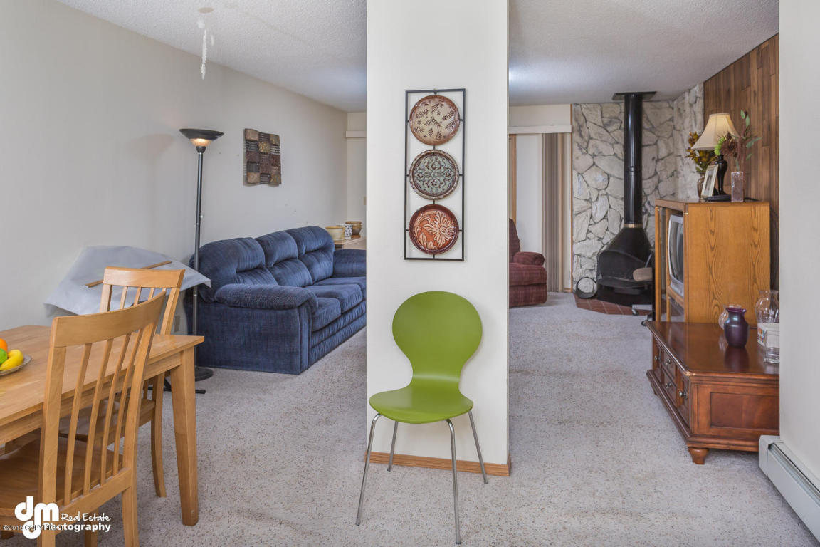 4640Reka Dr, Anchorage, United States 99508