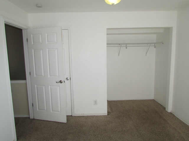 4075 E 20th Ave B-43Anchorage, AK, 99508Anchorage County