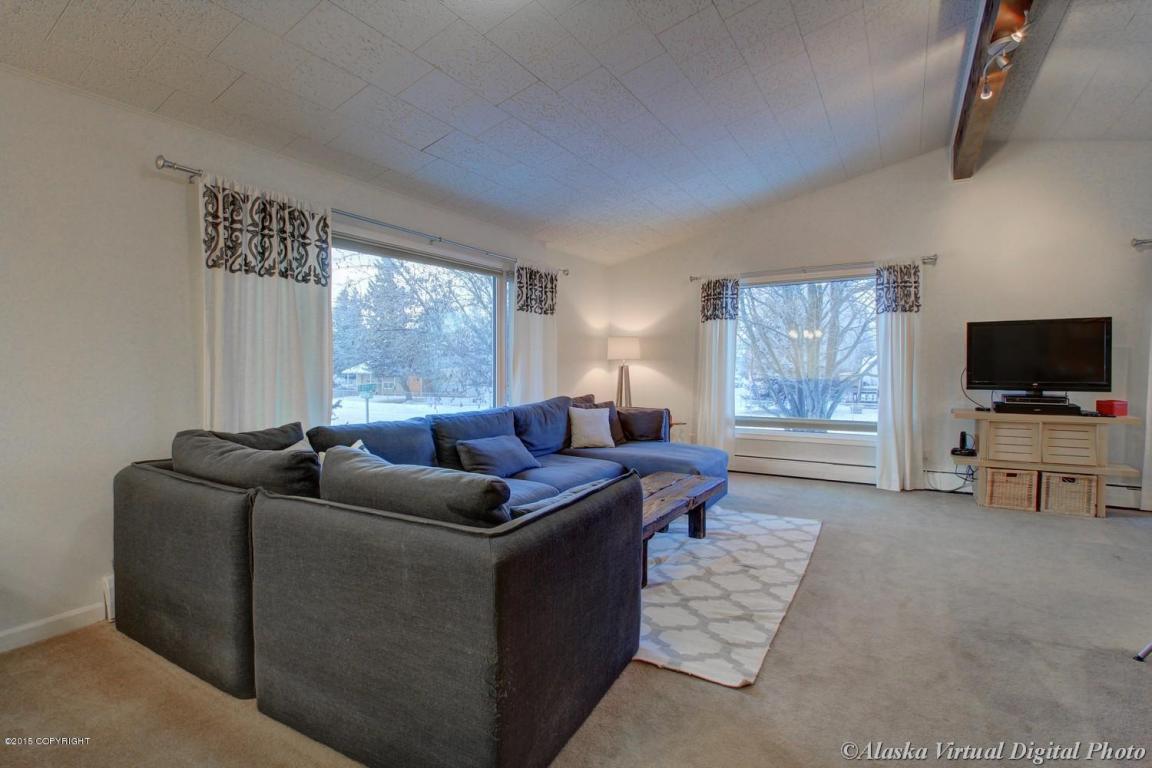 1101 E 27th Ave, Anchorage, United States 99508