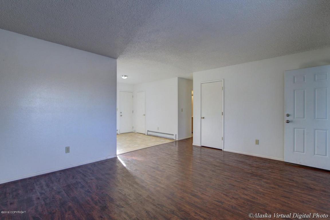4230 McPhee Avenue, Anchorage, AK 99508