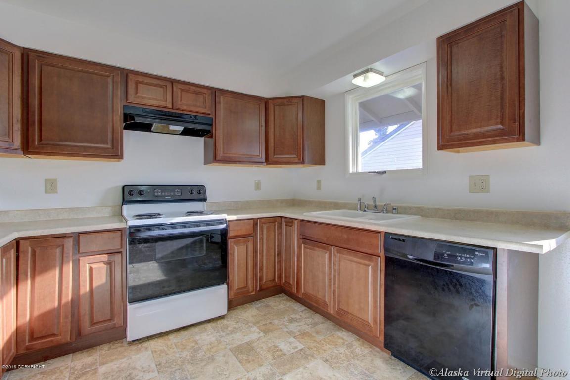 4230 McPhee Avenue, Anchorage, AK 99508