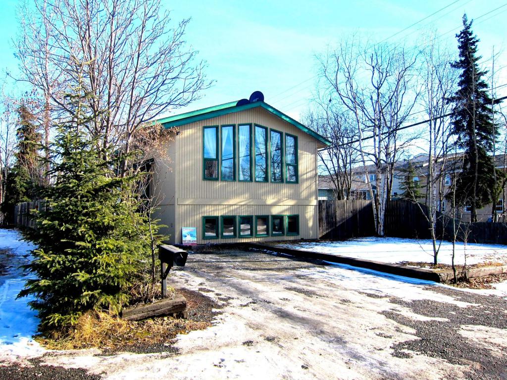 4249 Wright Street, Anchorage, AK 99508