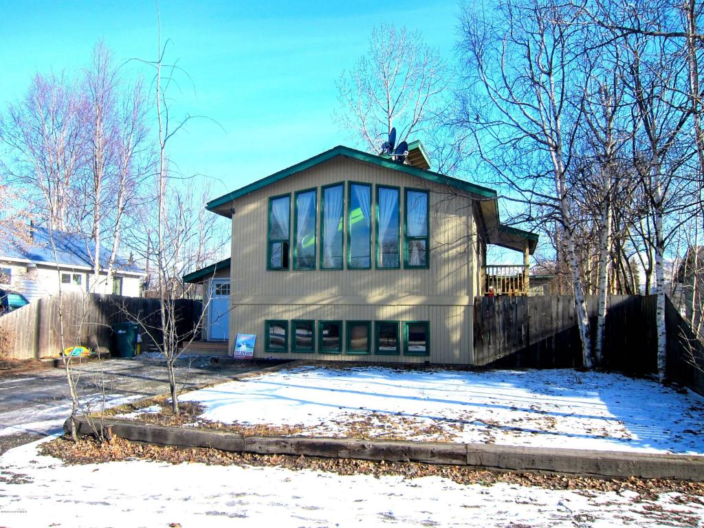 4249 Wright Street, Anchorage, AK 99508