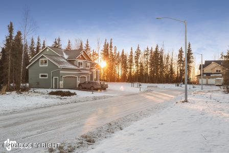 L17 B1A Easter Island Circle, Anchorage, AK 99515