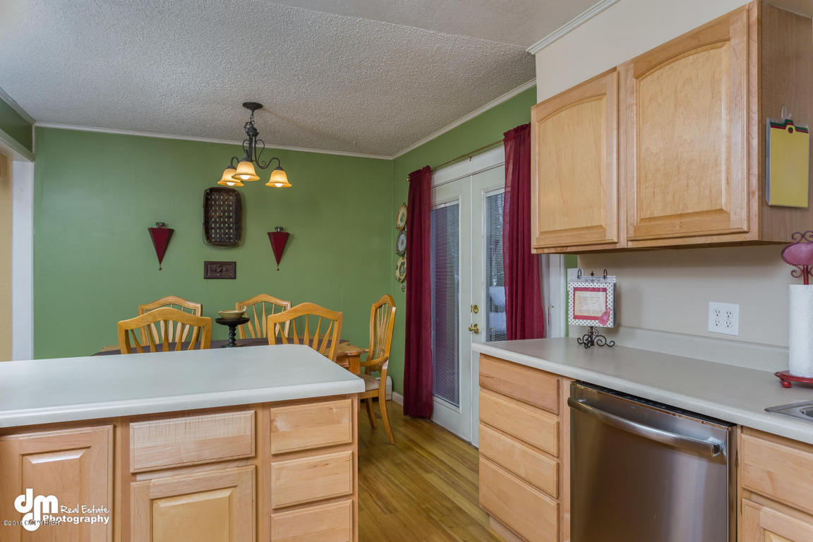 3621 Amber Bay Loop, Anchorage, AK 99515