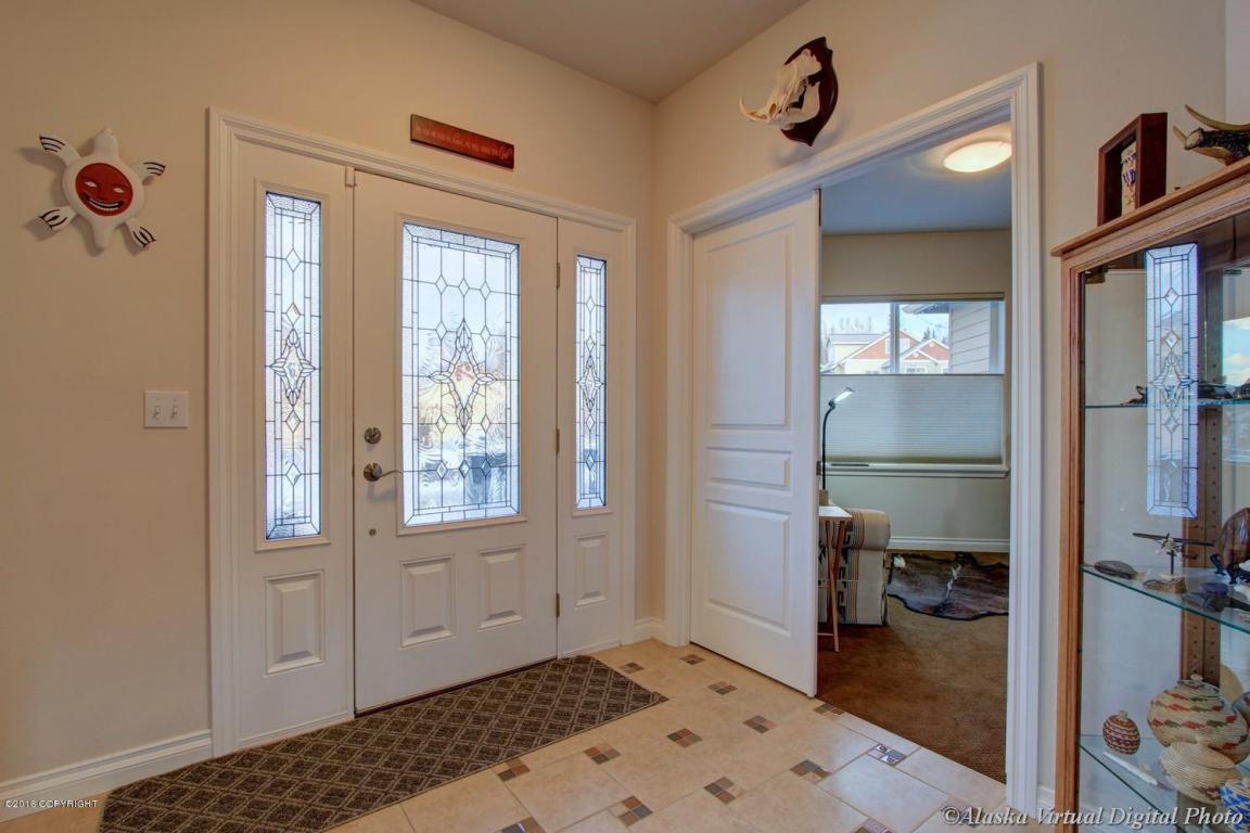 11437 Tulin Park Loop, Anchorage, AK 99516