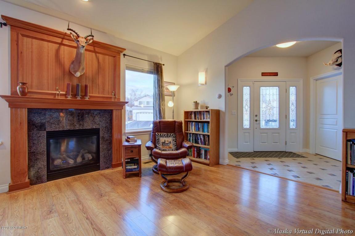 11437 Tulin Park Loop, Anchorage, AK 99516