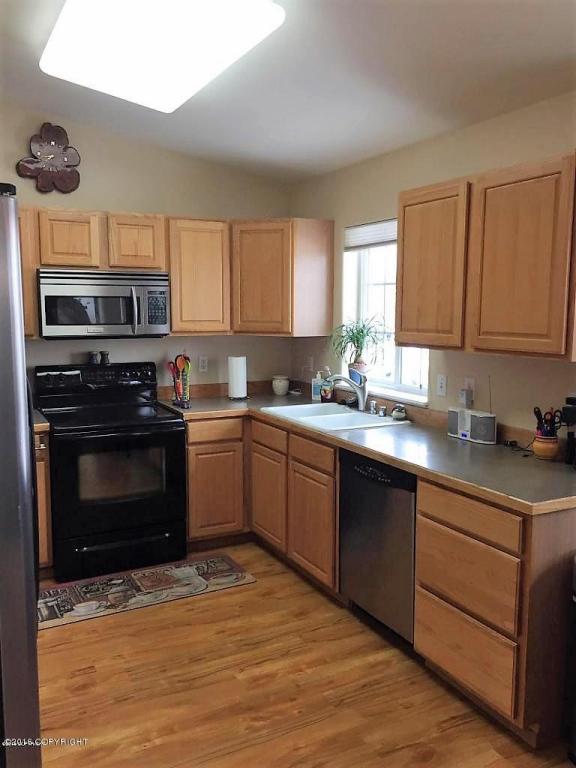 12041Rolling Meadows, Anchorage, United States 99516