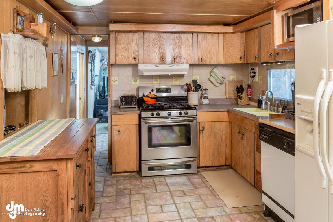 6450 O'Malley Road, Anchorage, AK 99516