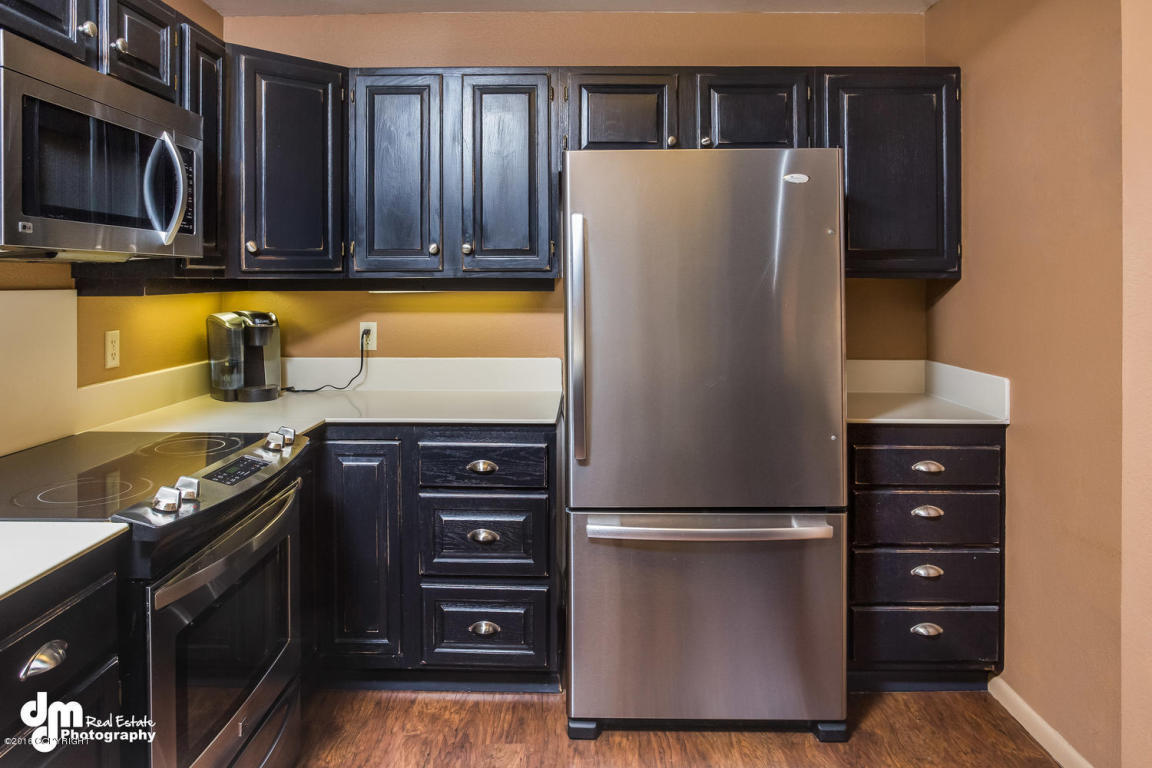 600 W 76th Avenue, Anchorage, AK 99518