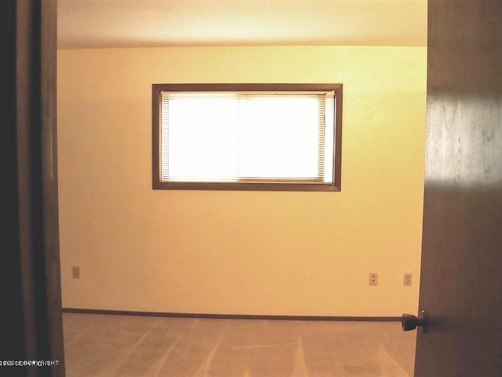 12253Lake St, Eagle River, United States 99577