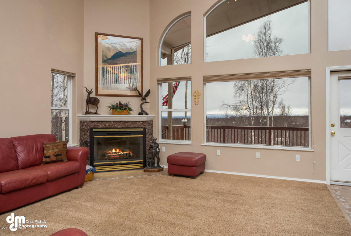 17607Almdale Ave, Eagle River, United States 99577