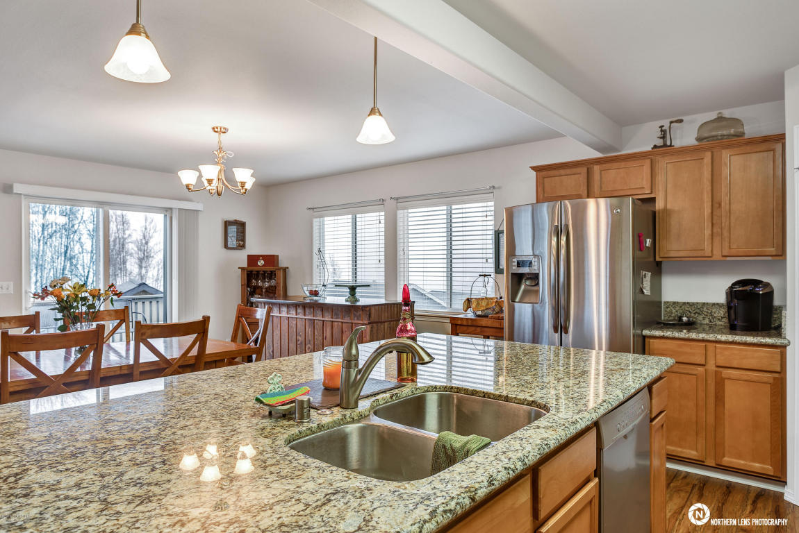 20546 Birch Crest Lane, Eagle River, AK 99577
