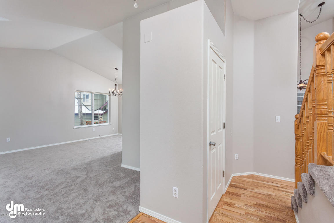 19230 Babrof Drive, Eagle River, AK 99577