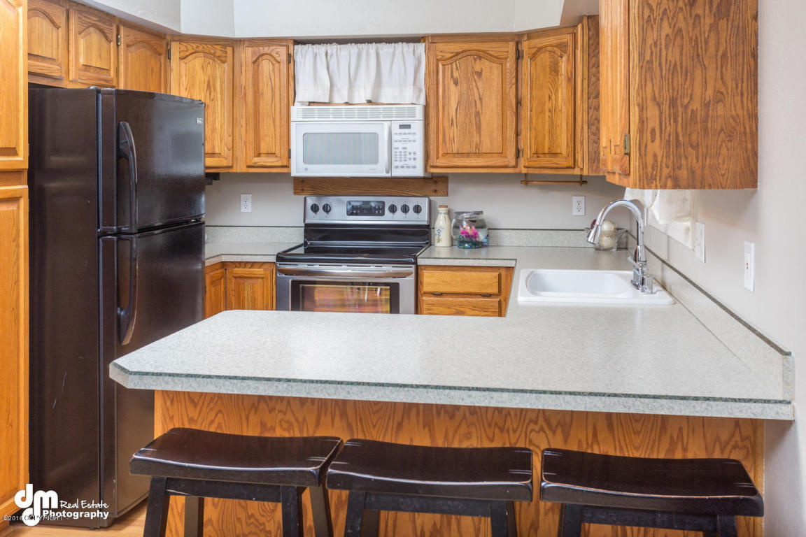 9645 Nulato Circle, Eagle River, AK 99577