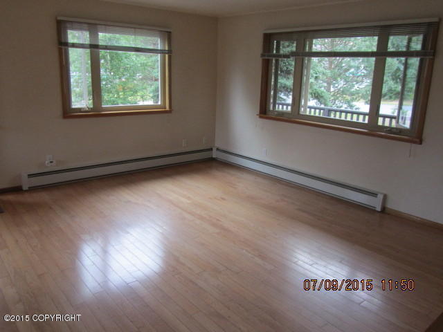 11538 Upper Sunny Circle, Eagle River, AK 99577