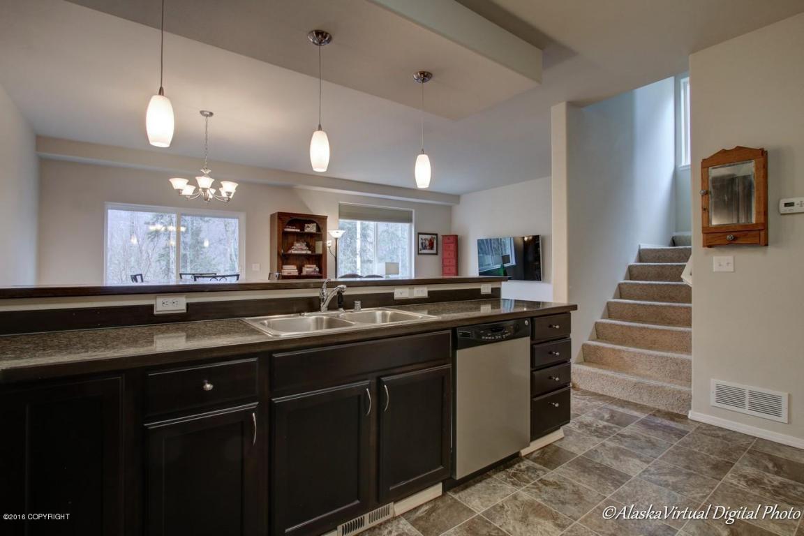 20900 Trailhead Avenue, Eagle River, AK 99577