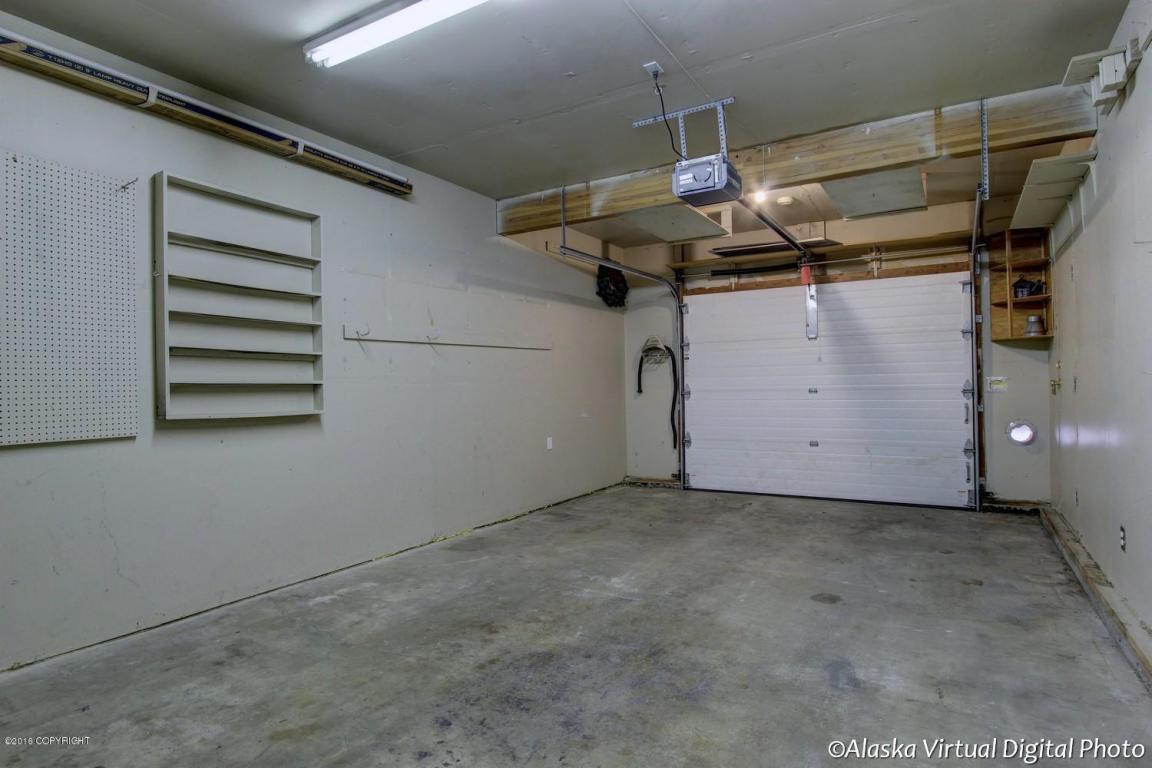 10428 Chain of Rock Street, Eagle River, United States 99577