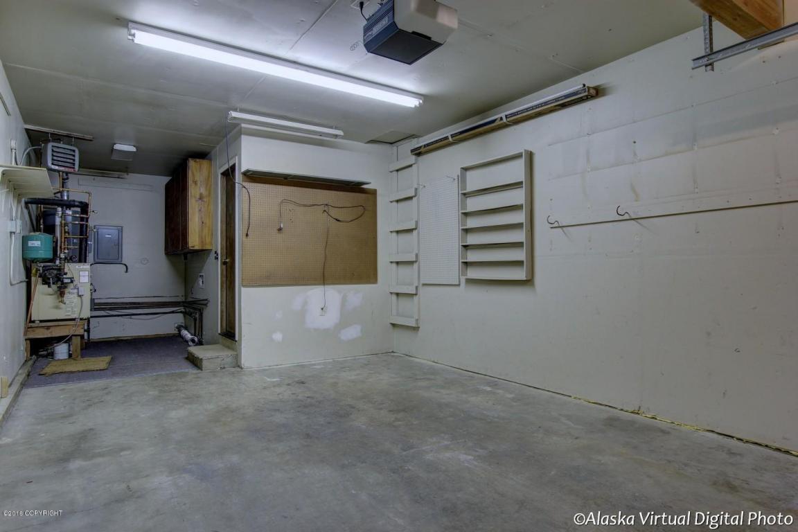 10428 Chain of Rock Street, Eagle River, United States 99577