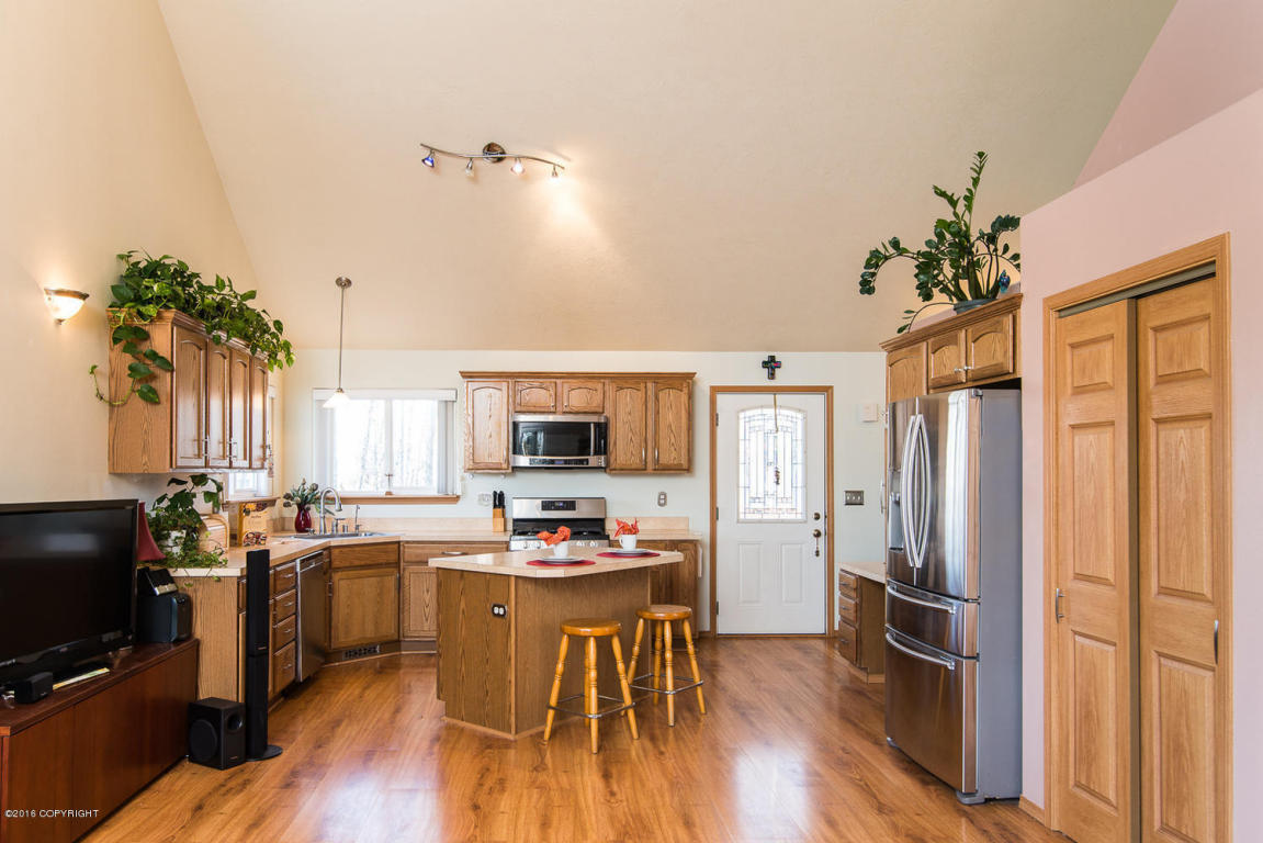 4976 W Northern Rose Lane, Wasilla, AK 99623