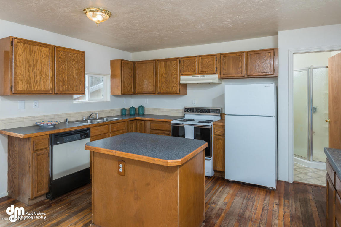 2366 Pittman Road, Wasilla, AK 99623