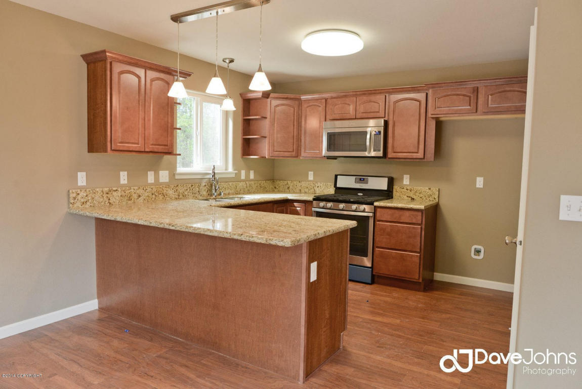8445 S Yankee Cir, Wasilla, United States 99623