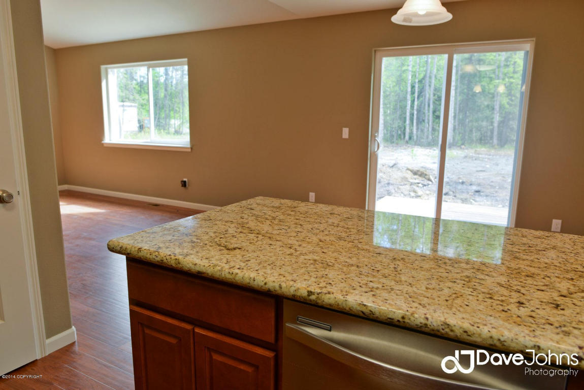 8445 S Yankee Cir, Wasilla, United States 99623