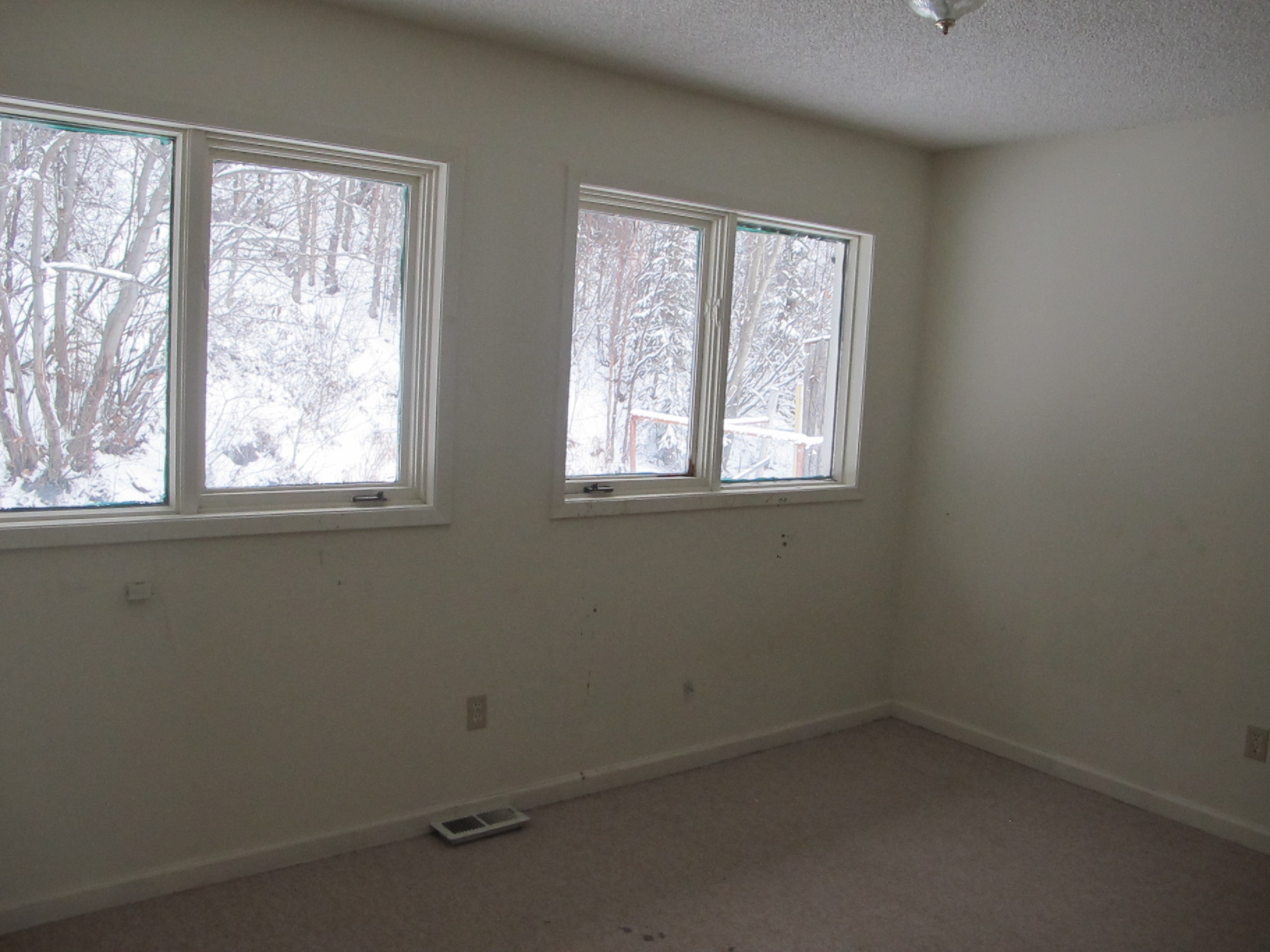 22200 E Snowball DrPalmer, AK, 99645Matanuska Susitna County