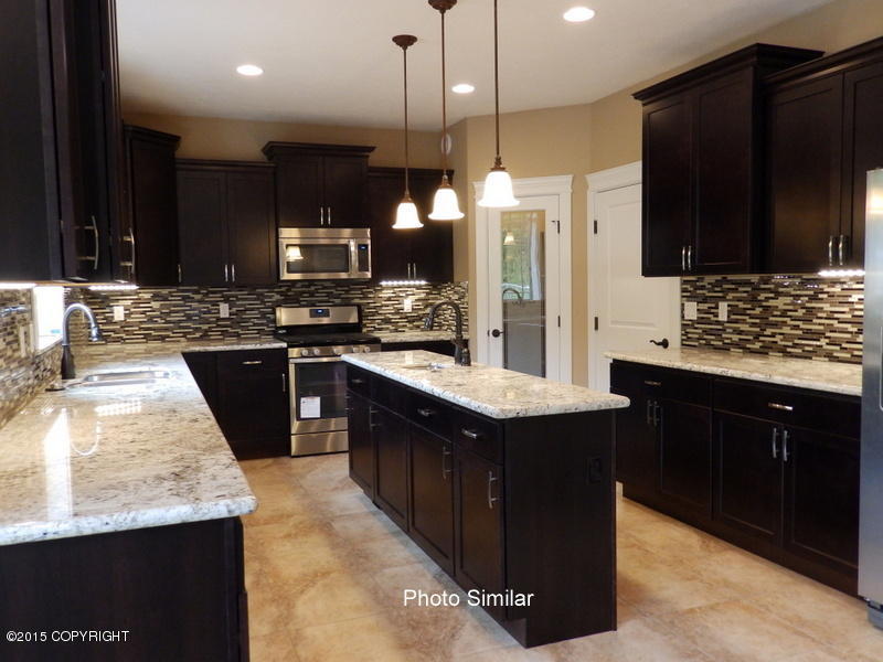 10566 E Nighthawk Cir, Palmer, United States 99645