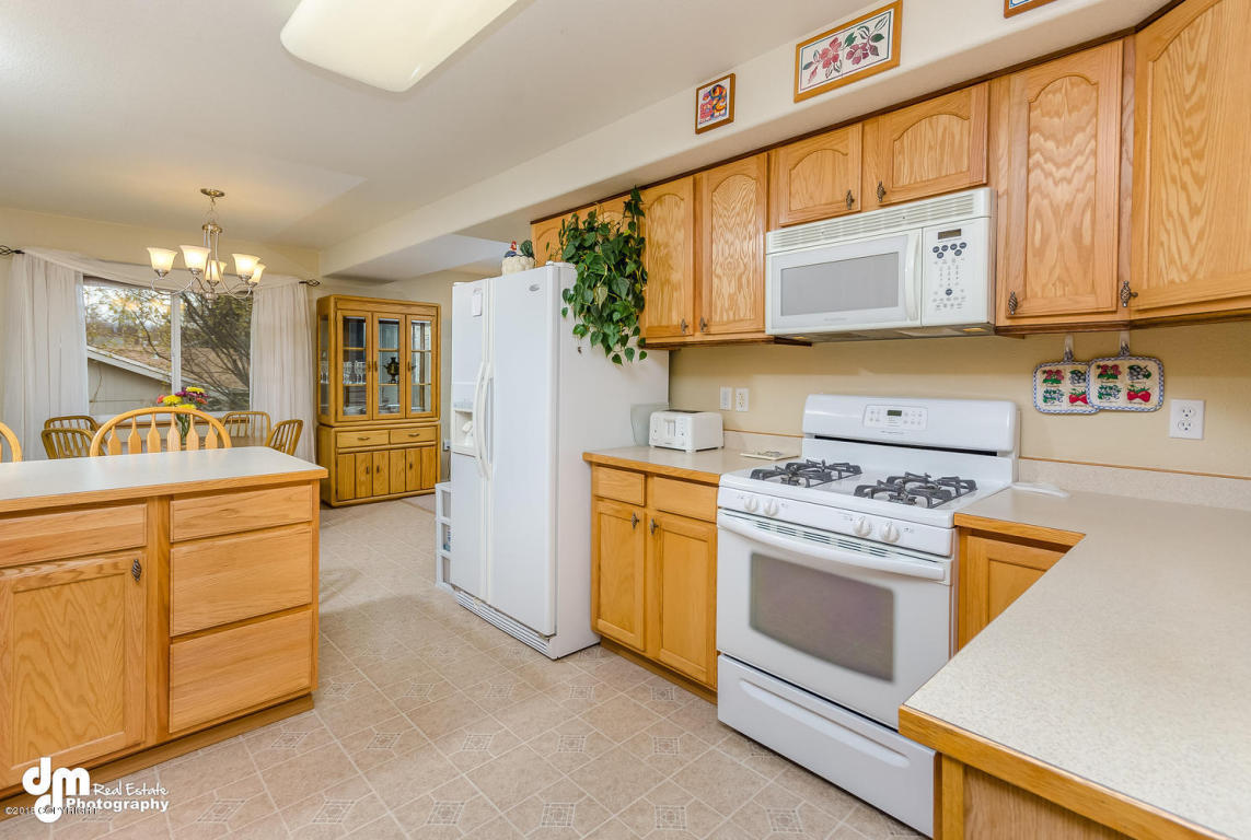 1876 N Citation Circle, Palmer, AK 99645