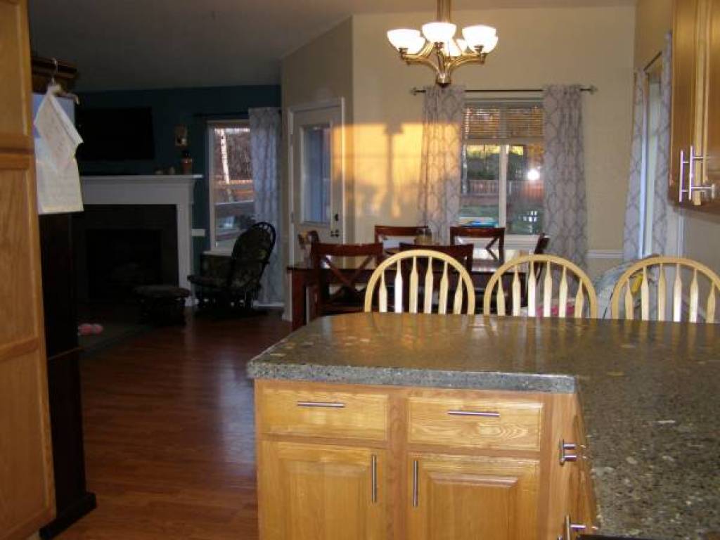 889 Idaho PeakCir, Palmer, AK 99645