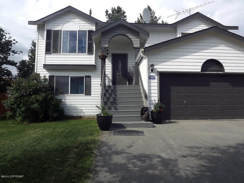 1125 W Woodstock Drive, Palmer, AK 99645