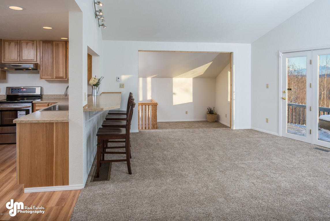 2033 S Melissa Circle, Houston, AK 99652