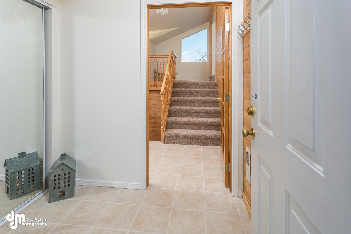 2033 S Melissa Circle, Houston, AK 99652