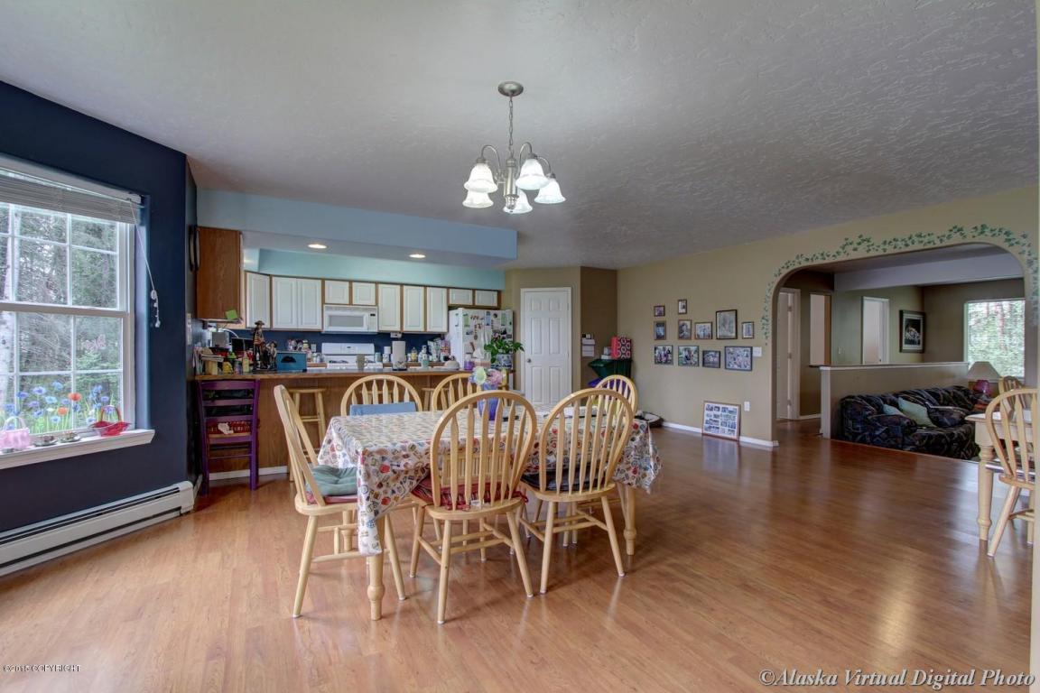 5672 N Gooseberry Circle, Wasilla, AK 99654