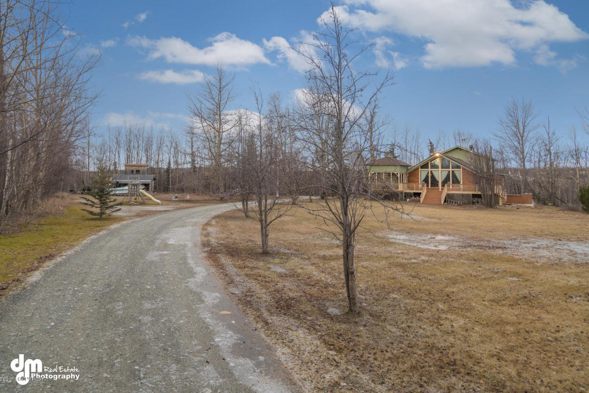 5700 E Gershmel Loop, Wasilla, AK 99654