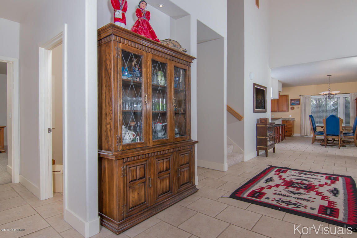 800 W Briar Drive, Wasilla, AK 99654