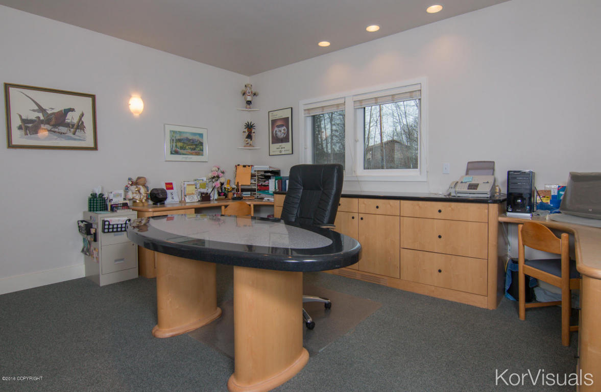 800 W Briar Drive, Wasilla, AK 99654