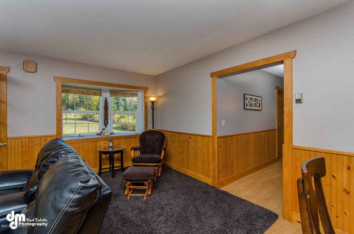 16987 S Dairy Loop, Wasilla, AK 99654