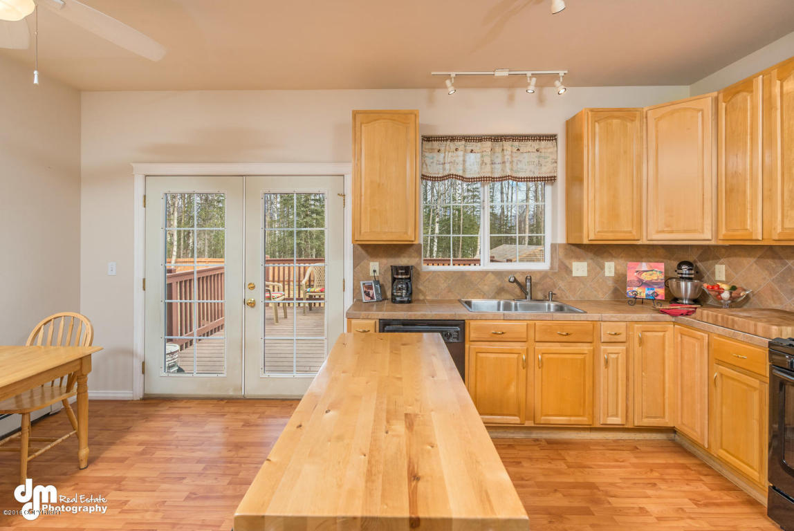 541 E Heather Way, Wasilla, AK 99654