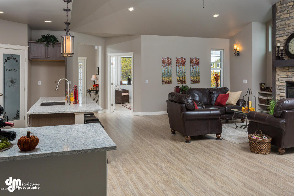 6300 N Kettle Drive, Palmer, AK 99654