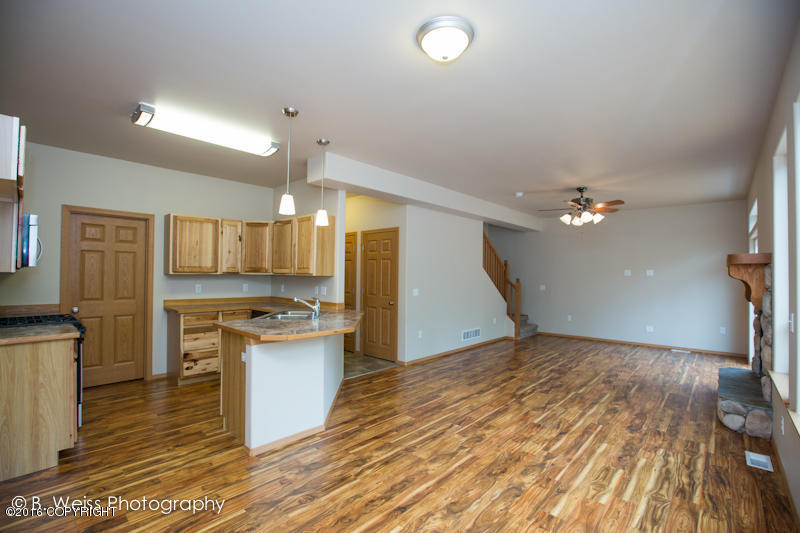 7152 S Hayfield Road, Wasilla, AK 99654