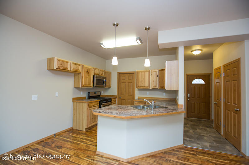 7152 S Hayfield Road, Wasilla, AK 99654