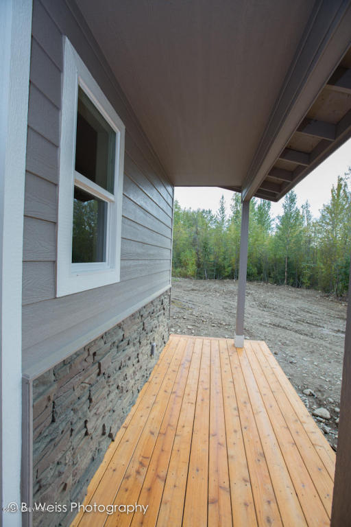7152 S Hayfield Road, Wasilla, AK 99654