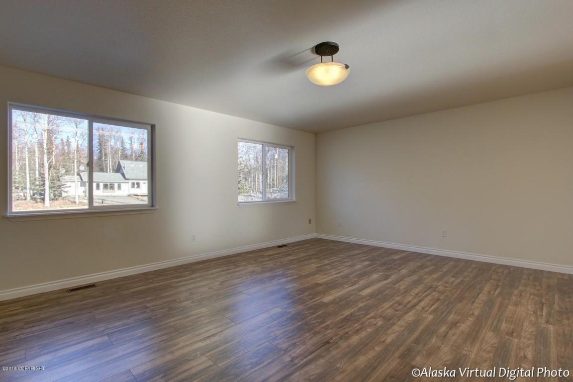 4710 E Mosswood Drive, Wasilla, AK 99654