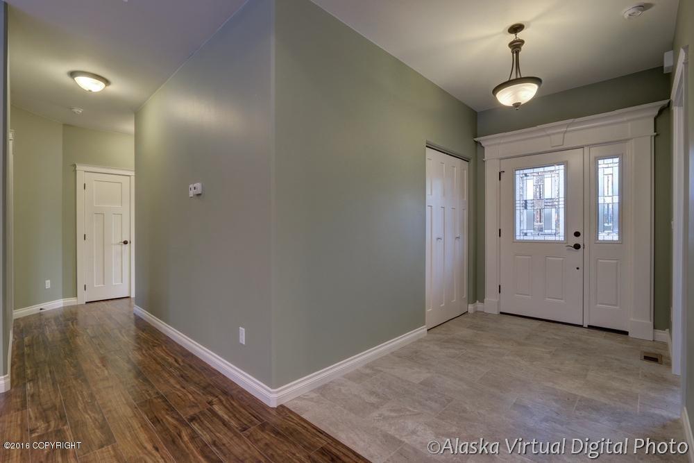 265 W Celtic Circle, Wasilla, AK 99654