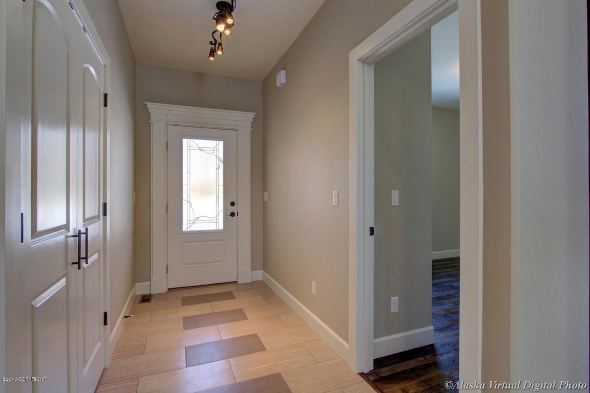 5929 N Telluride Cir, Wasilla, United States 99654