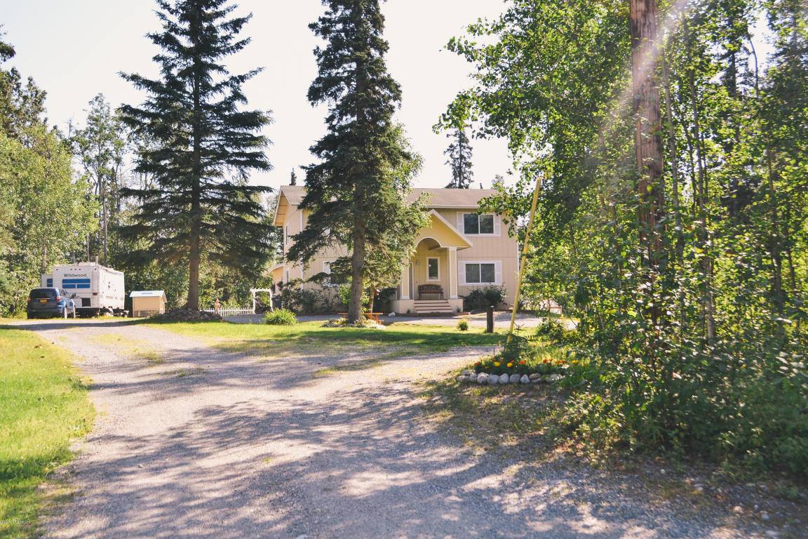 460 E Silver Fox Lane, Wasilla, AK 99654