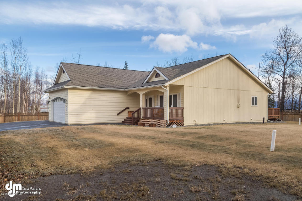 1061 S Serrano Drive, Wasilla, AK 99654